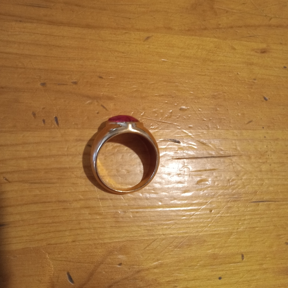 Small Pink and Gold Tone Ring with Heart Design - Picture 5 of 8